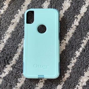 iPhone XS MAX OtterBox phone case